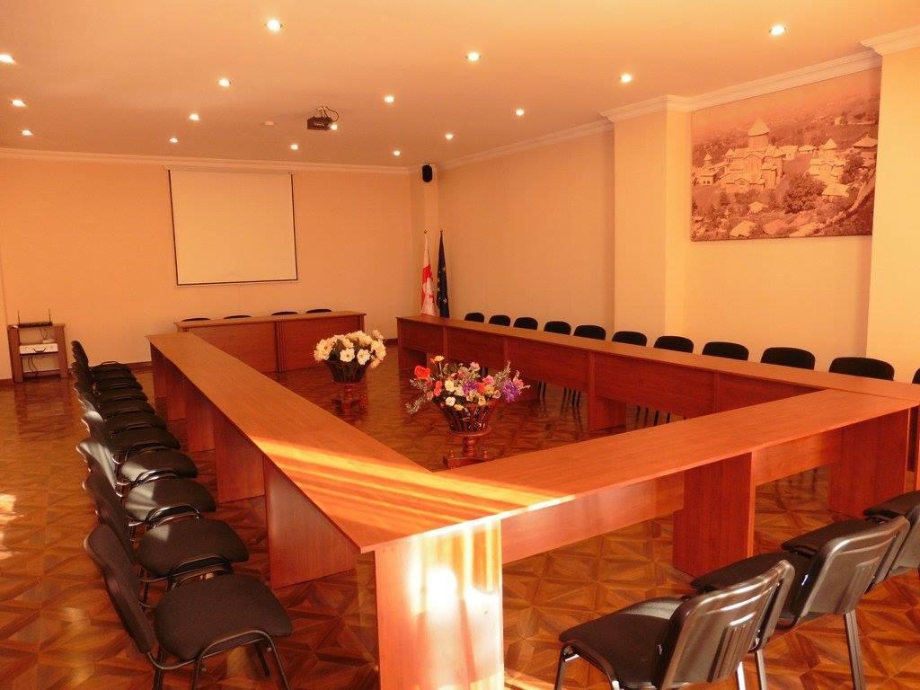 Bagrati 1003 Hotel Кутаиси Екстериор снимка